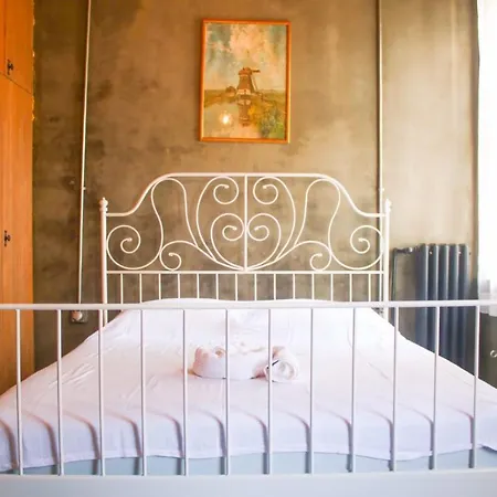 Historic House Surrounded By Attractions In Balat Сasa de vacaciones *